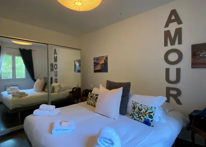 Villavos- La Vassal Avec Cheminee - A Partir De 2pers كاسيس